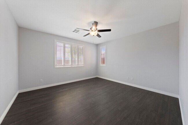 Building Photo - Stunning 1-Story Home in the Heart of Moun...