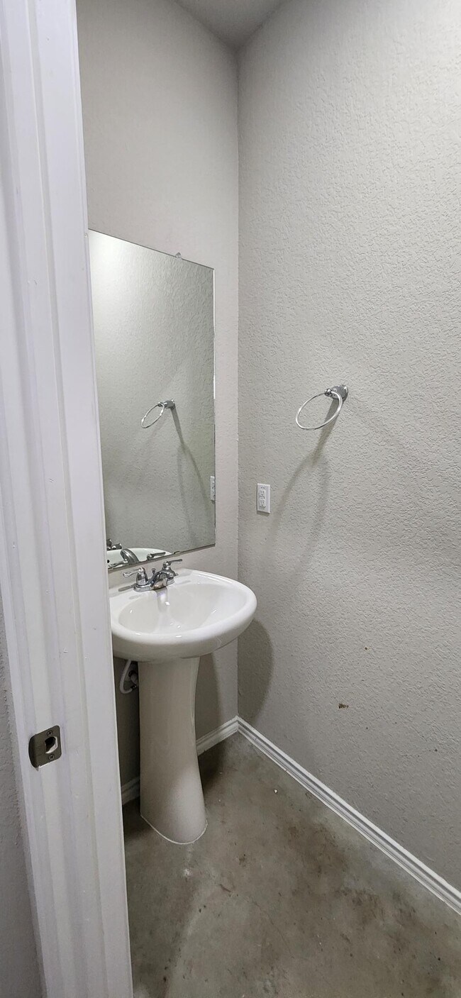 Building Photo - 7239 Converse Ridge Ln