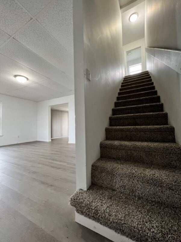 Building Photo - 206 S 4th St