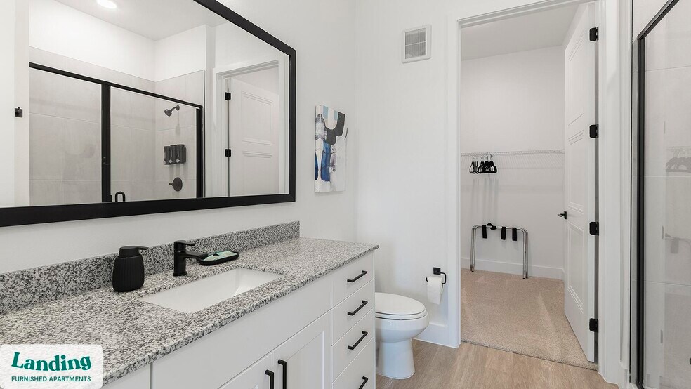 Building Photo - 650 E Sycamore St