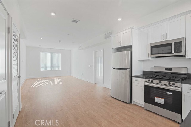 Building Photo - 8750 Sepulveda Blvd