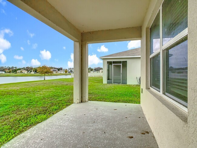 Building Photo - 3348 Perennial Ln