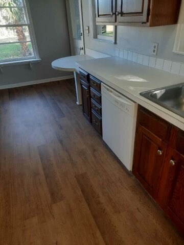 Building Photo - 2133 Hyde Park Rd