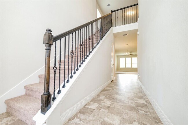 Building Photo - 40634 Guillemont Ln