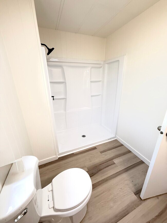 Building Photo - 500 Rancheros Dr
