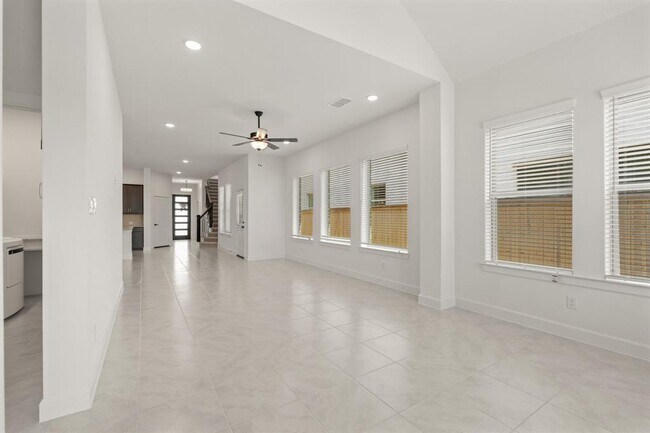 Building Photo - 22007 Silk Pad Ct