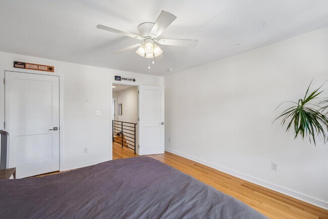 Building Photo - 1329 Marlborough St