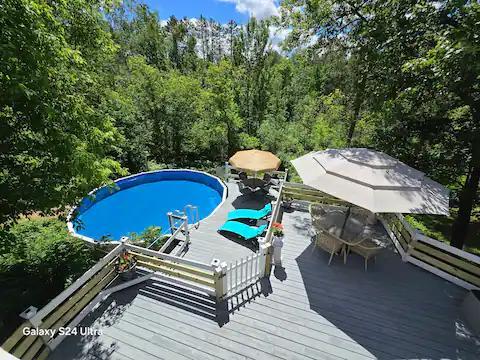 Building Photo - 25 Dodder Ln SW