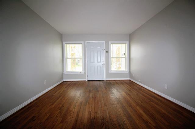 Building Photo - 10415 Losa Dr