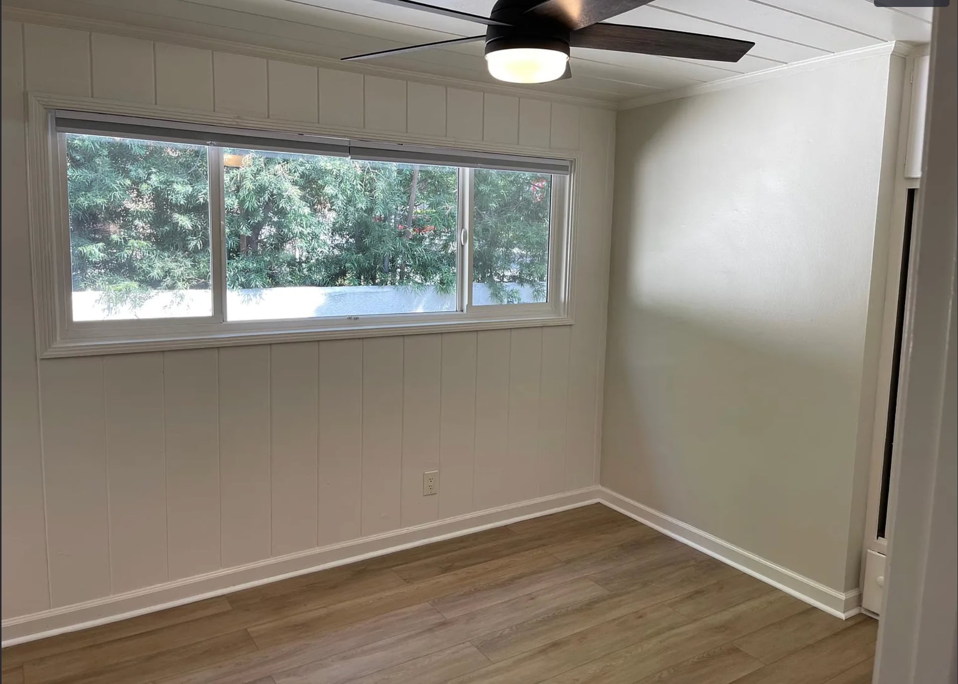 Building Photo - 555 S Indian Hill Blvd