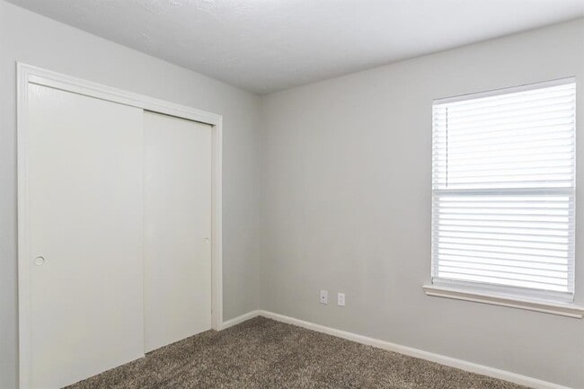 Building Photo - 10602 Harbor Canyon Dr