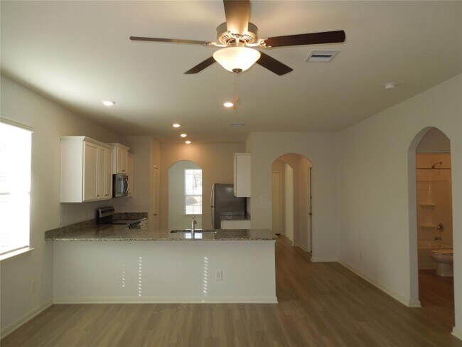Building Photo - 10463 Red Cardinal Dr