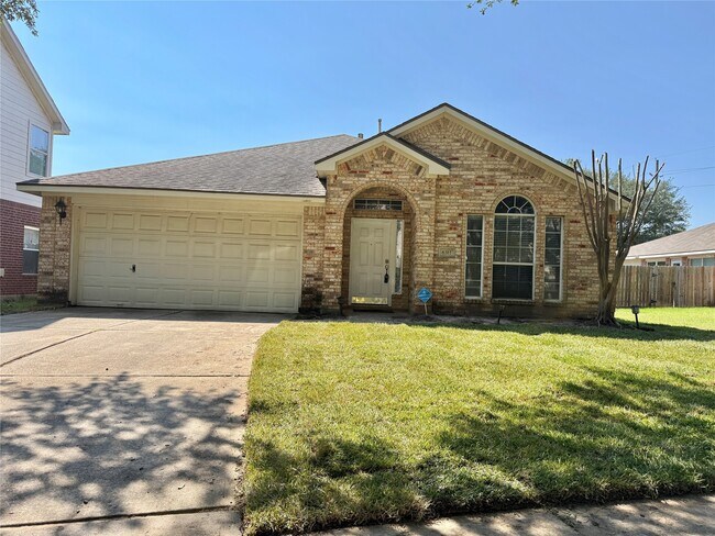 Primary Photo - 6311 Rumford Ln