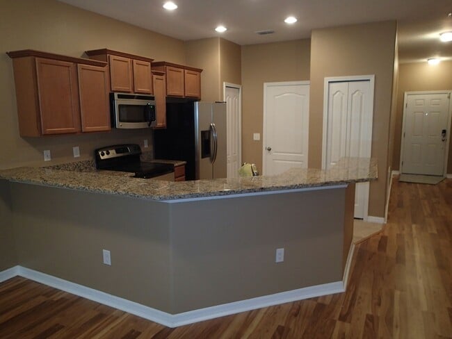 Building Photo - 6348 Linda Lou Ln