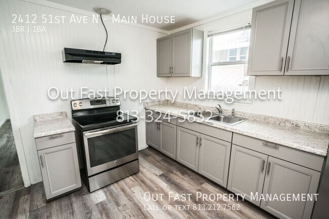 Building Photo - 2412 51st Ave N