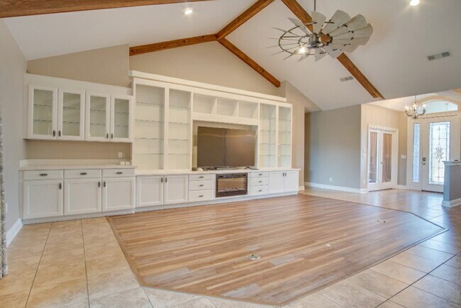 Building Photo - Hidden Creek Golf Course Home with Pool, Fenced Yard, and Bonus Room!