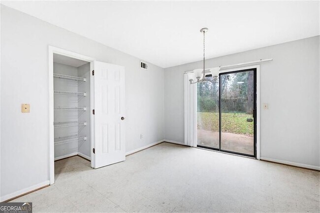 Building Photo - 1055 Autumn Crest Ct