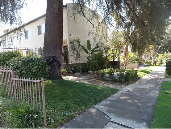 Building Photo - 614-620 N Mar Vista Ave