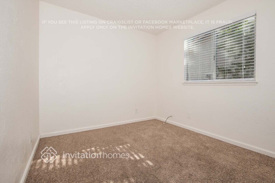 Building Photo - 7419 Skander Way