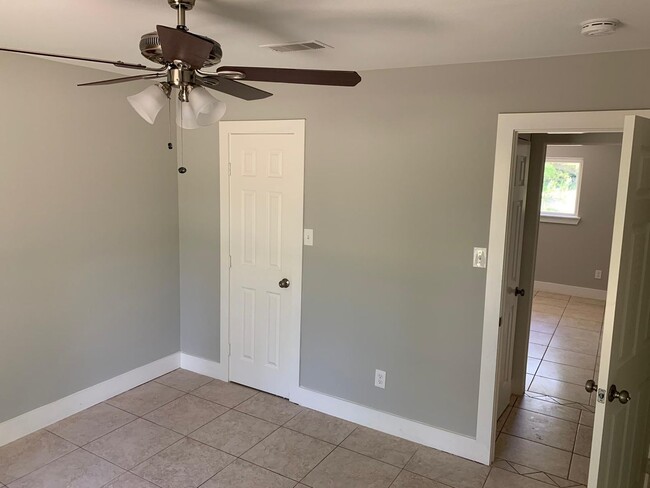 Building Photo - Gorgeous all renovated Home in Lumberton, TX!