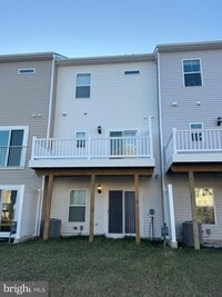 Building Photo - 24852 Wye Ml Ln