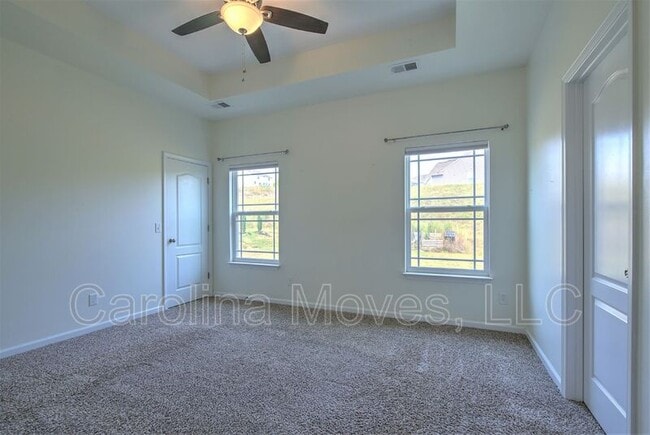 Building Photo - 148 Caledonia Dr