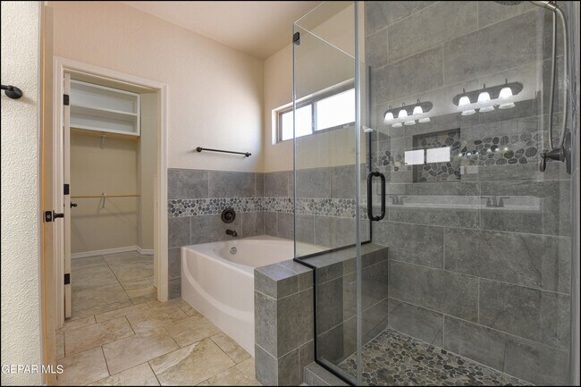 Building Photo - 14319 Owl Point Ave