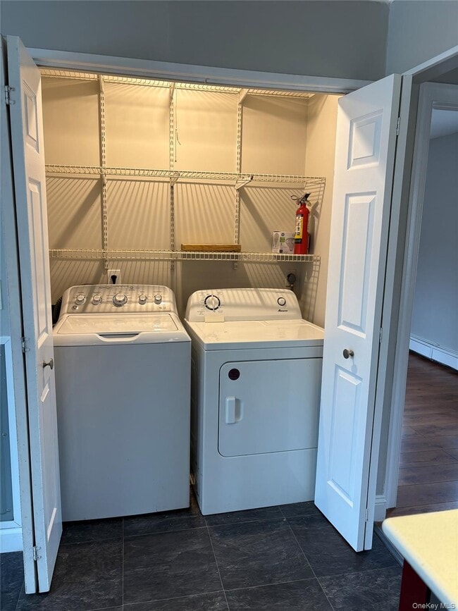 Building Photo - 104 Ohls St