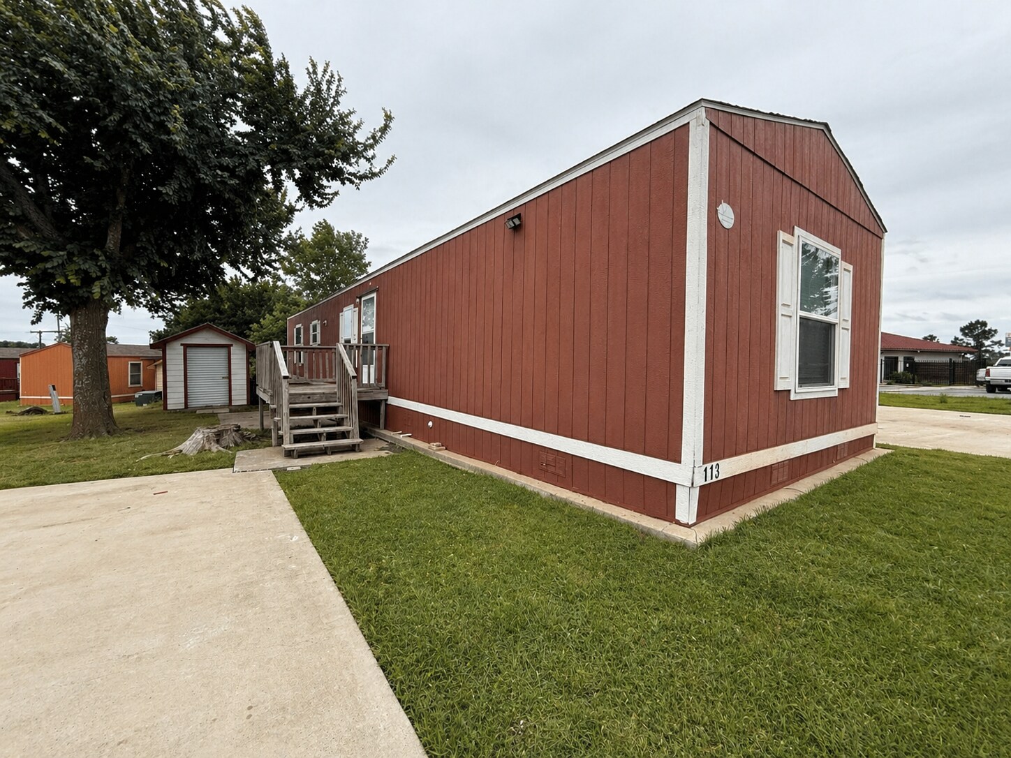 Building Photo - 709 N Collins Fwy