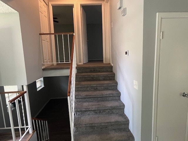 Building Photo - 16570 E Dickenson Pl