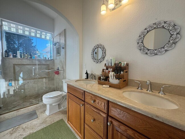 Building Photo - Beautiful Single-Story Rental Home in Ocean Hills – Oceanside