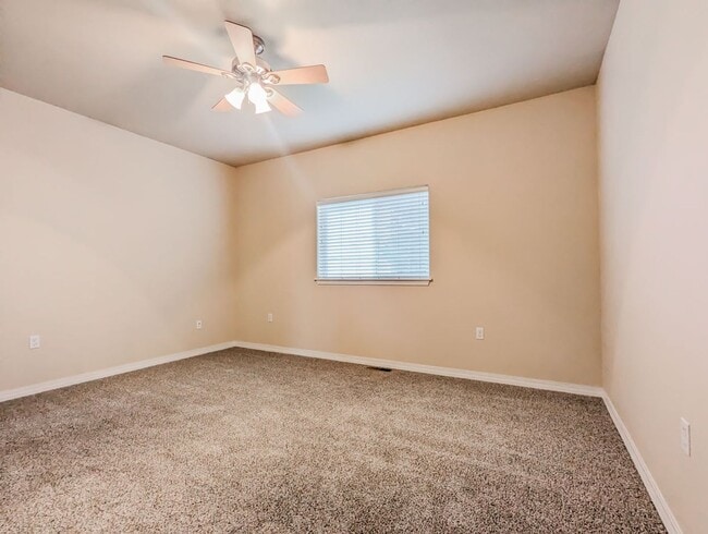 Building Photo - 4922 109th St NE