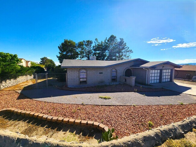 Building Photo - 3301 Jupiter Rd