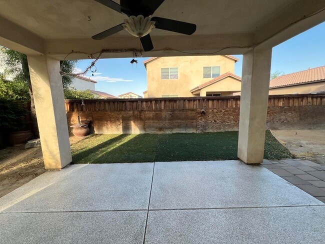 Building Photo - 50342 San Capistrano Dr