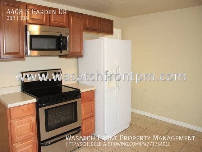 Building Photo - 4408 Garden Dr