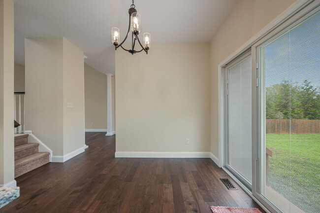 Building Photo - 265 Burnham Ln