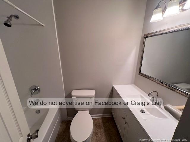 Building Photo - 424 Shoreline Dr