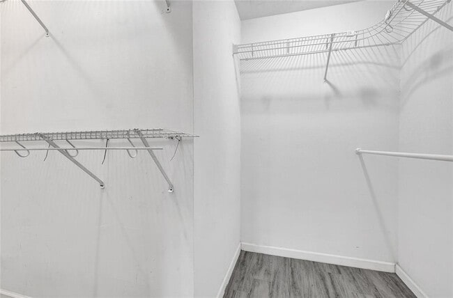 Building Photo - 15611 Rolling Timbers Dr