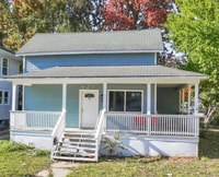 Building Photo - 3 bed/ 1 Bath