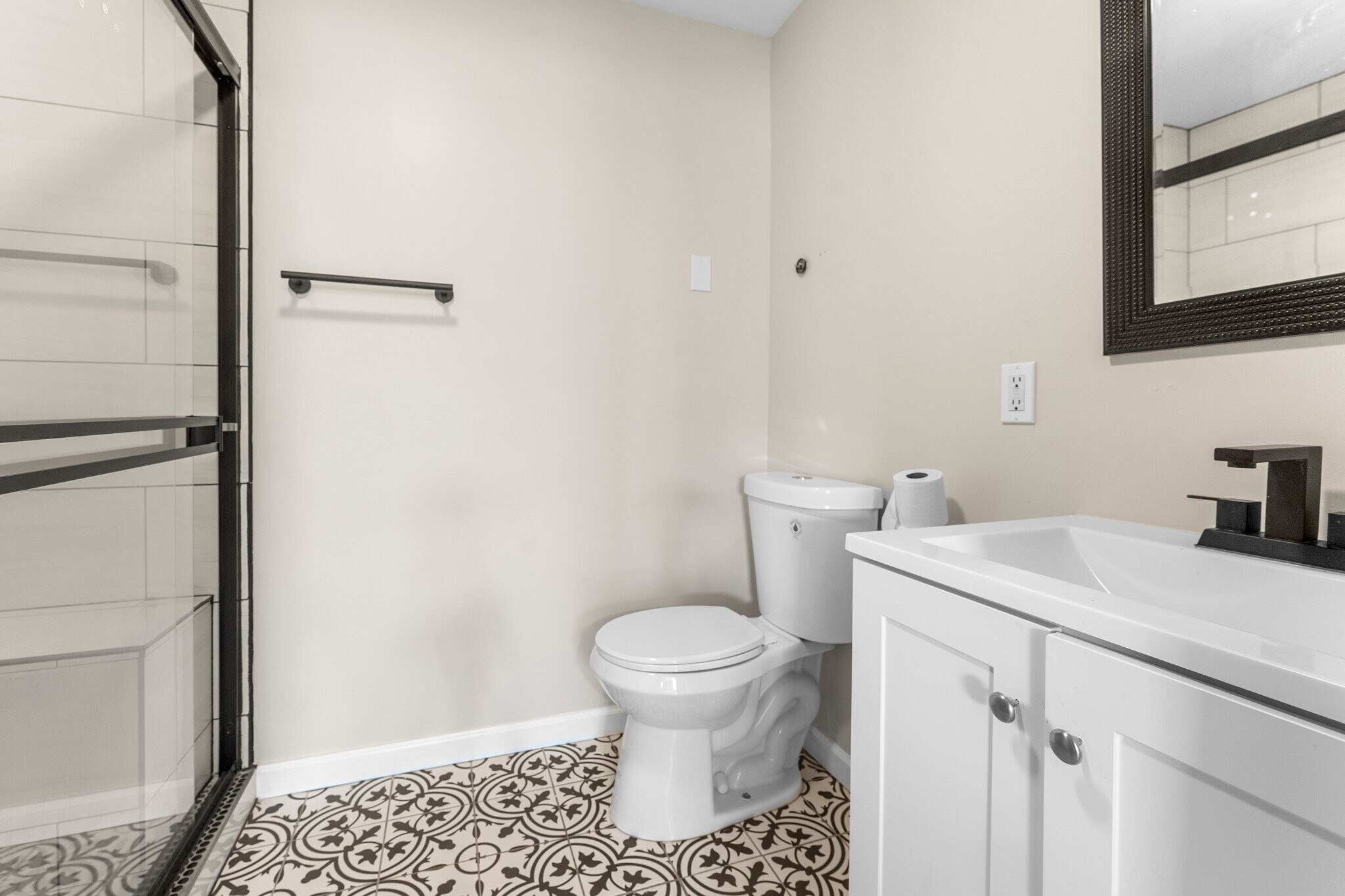 Building Photo - 2302 Lighthouse View Dr