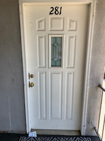 Building Photo - 281 S Evergreen Dr