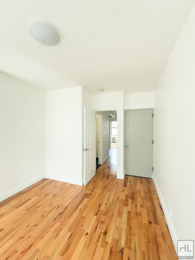 Building Photo - HARMAN STREET / Amazing Bushwick 1-Bed (2-...