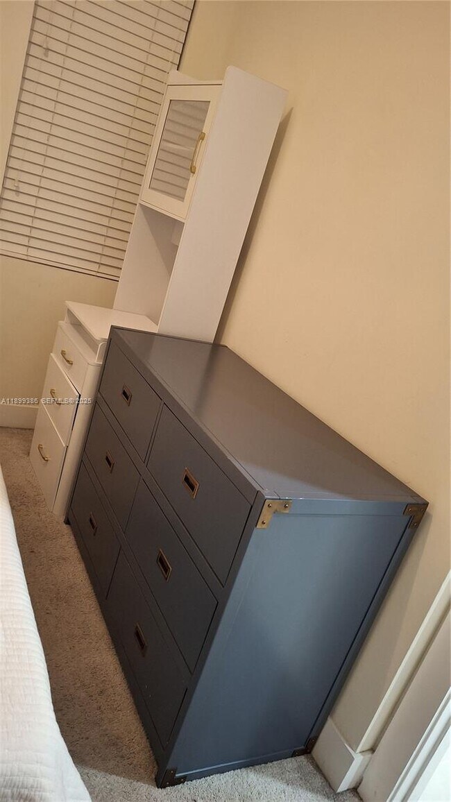 Building Photo - 6310 NW 103rd Pl