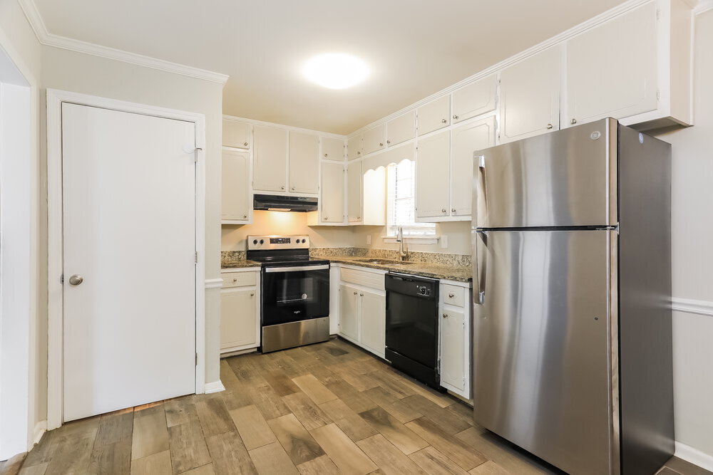 Building Photo - 2655 6th St NE