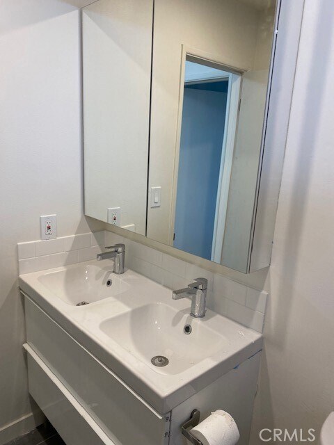 Building Photo - 3169 Quartz Ln