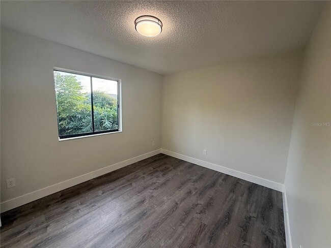 Building Photo - 9744 Tattersall Ave