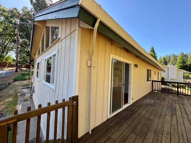 Building Photo - 11447 Lower Cir Dr
