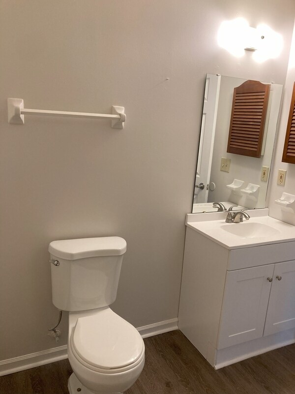 Building Photo - 1290 Jefferson Ave