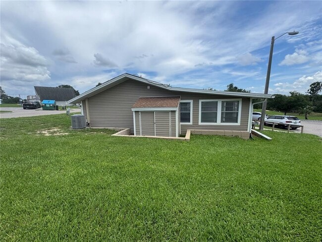 Building Photo - 10301 US-27