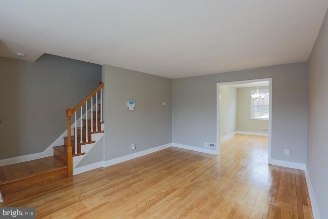 Building Photo - 3743 Bonview Ave